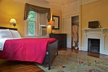 Waypoint House Bed And Breakfast Boyce Dış mekan fotoğraf